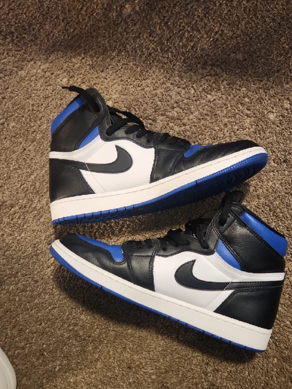 Jordan 1 High OG Sz 12 Mens Sneakers Black White Blue - Picture 4 of 8